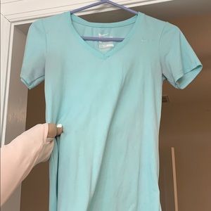 v-neck nike workout tee